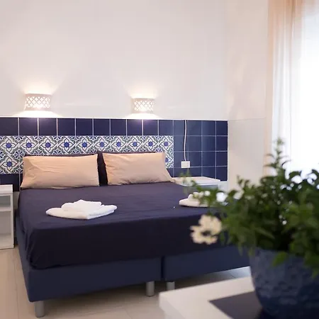 Residenza Punta Stendardo Pensjonat 4*