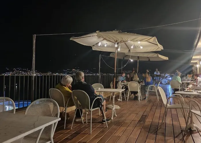 Residenza Punta Stendardo 加埃塔